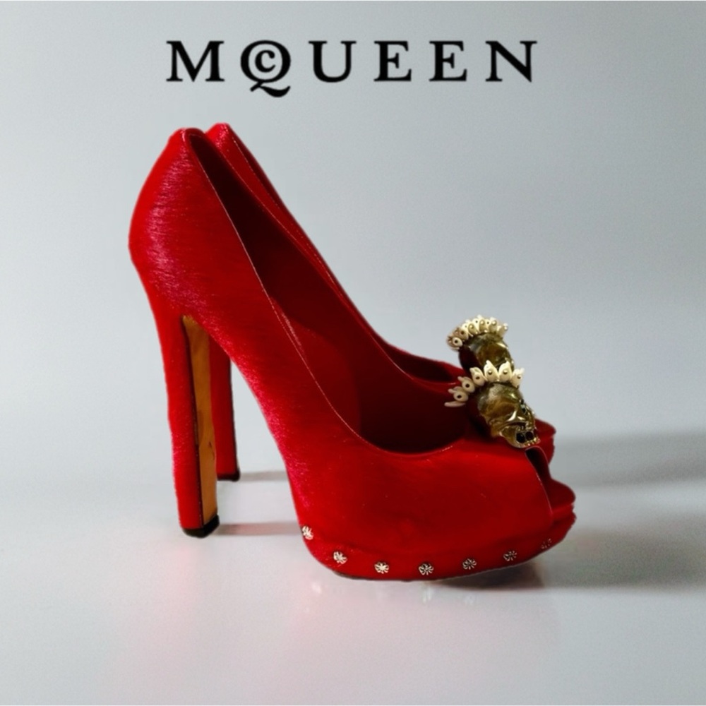 Alexander McQueen Red Suede Skull Embellished Peep Toe Pumps Size 38